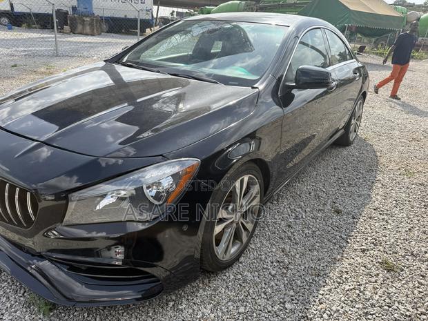 Mercedes-Benz CLA-Class 2014 Black