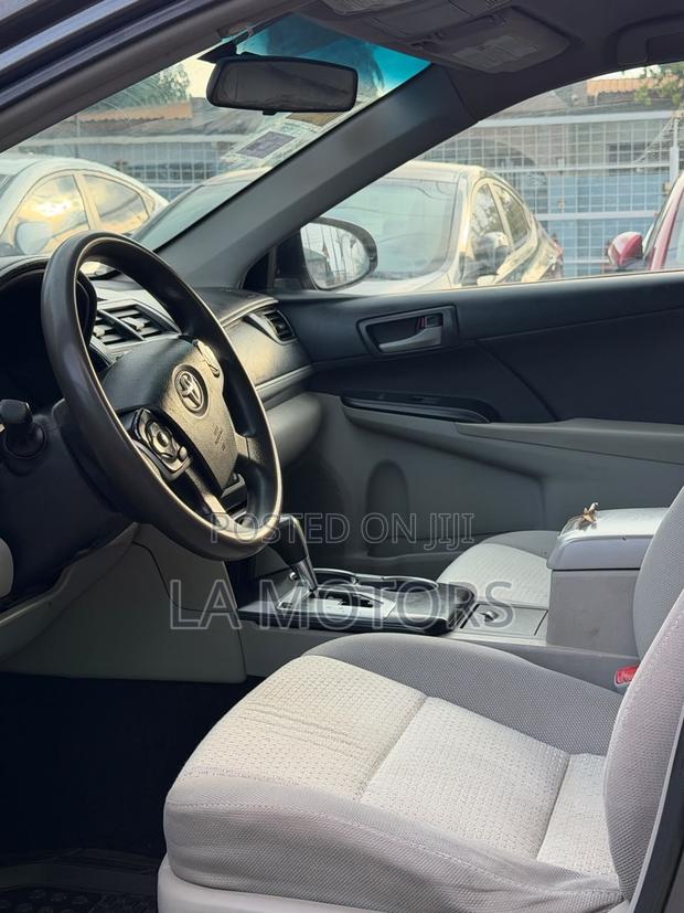 Toyota Camry 2014 Gray