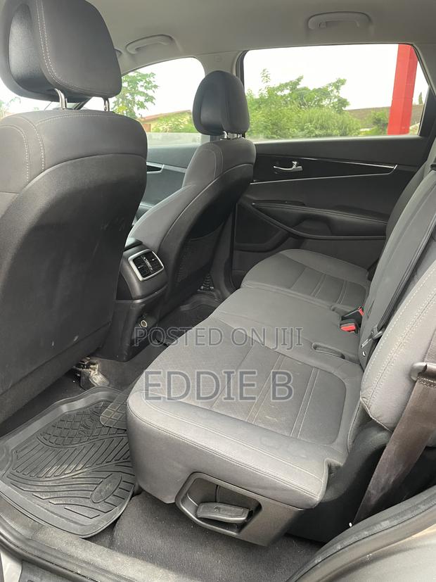 Kia Sorento 2.4L LX AWD 2017