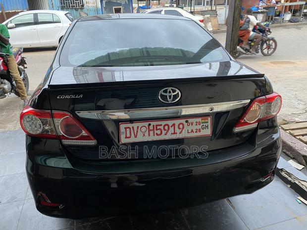 Toyota Corolla 2012 Black