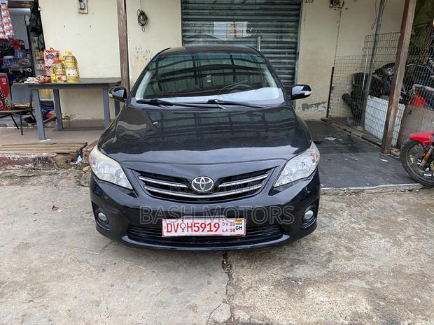 Toyota Corolla 2012 Black