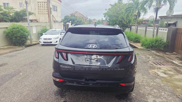Hyundai Tucson Limited 2022 Gray