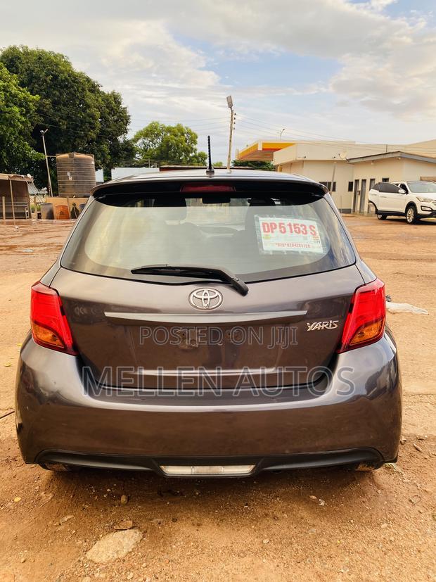 Toyota Yaris LE Hatchback 5dr 2016