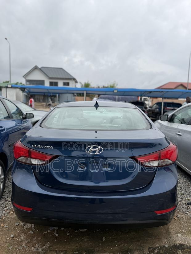 Hyundai Elantra 2015 Blue