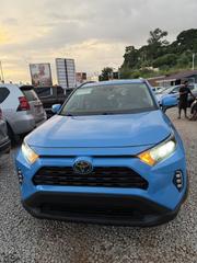 Toyota RAV4 XLE AWD 2019 Blue for sale