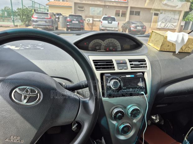 Toyota Yaris 2008 White