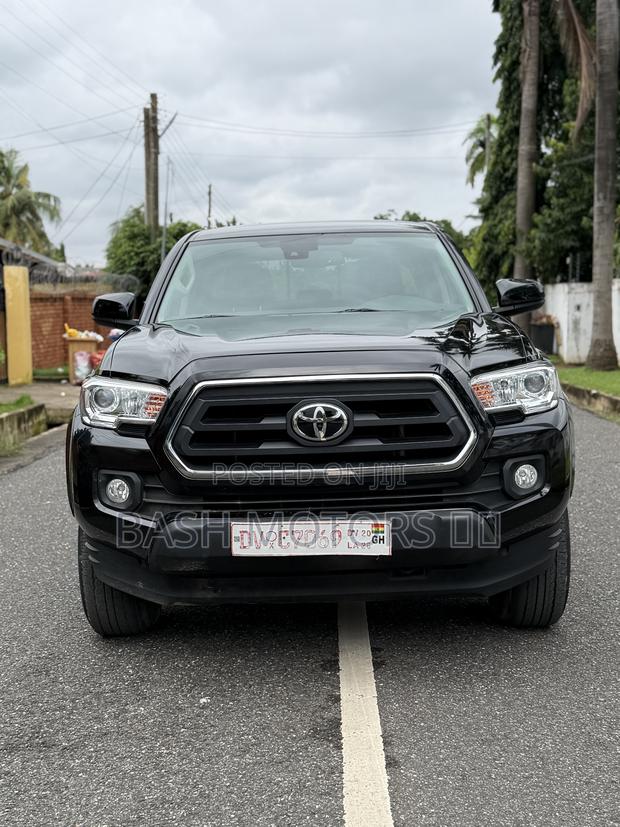 Toyota Tacoma 2023 Black