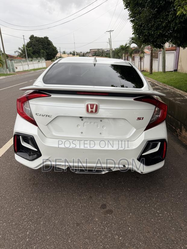 Honda Civic Touring Sedan 2018 White