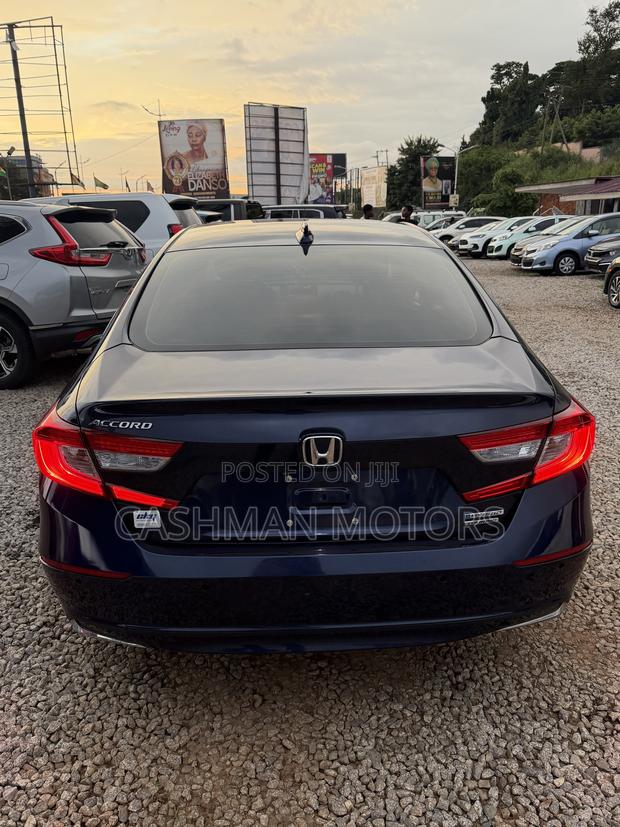 Honda Accord Touring 2.0T 2020 Blue