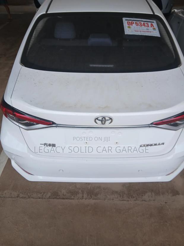 Toyota Corolla 2022 White