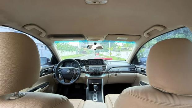 Honda Accord LX 4dr Sedan (2.4L 4cyl 6M) 2014 Off white