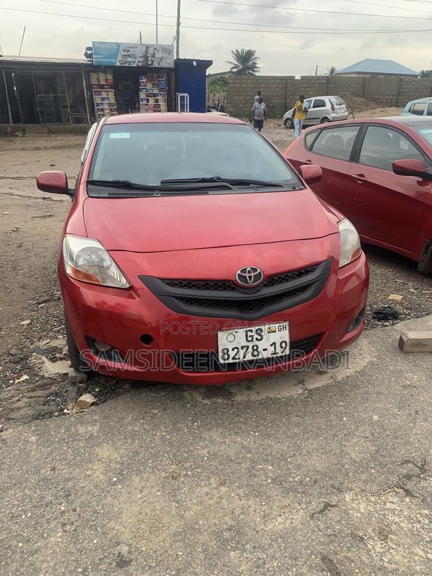 Toyota Yaris 2009 Red