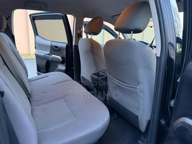 Toyota Tacoma TRD Off Road 2018 Black
