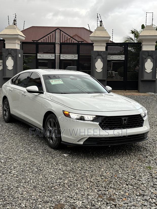Honda Accord LX CVT 2024 White