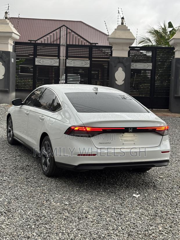 Honda Accord LX CVT 2024 White