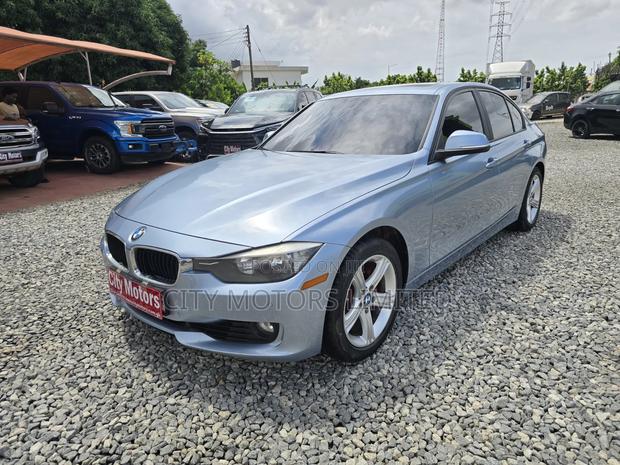 BMW 328i 2013 Blue