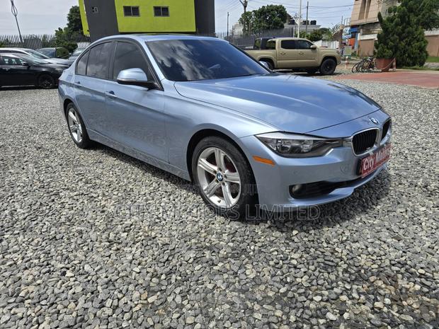 BMW 328i 2013 Blue