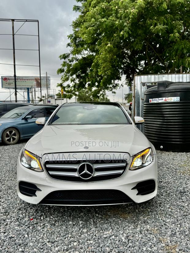 Mercedes-Benz E400 2017 White