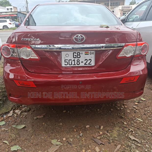 Toyota Corolla 2011 Red