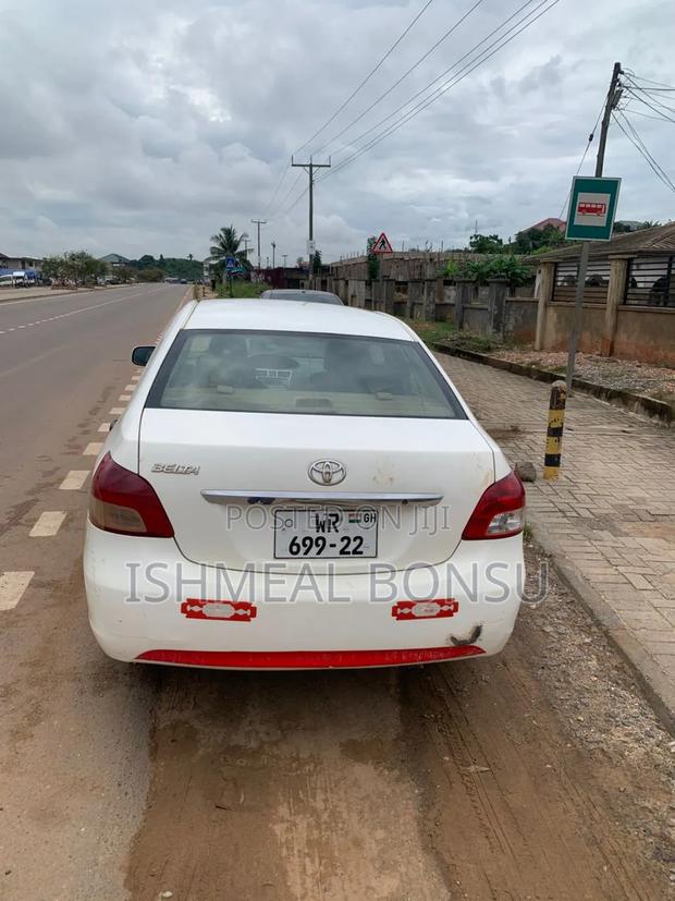 Toyota Belta 2010 White