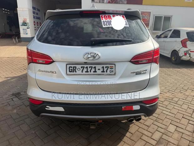 Hyundai Santa Fe 2015 Silver