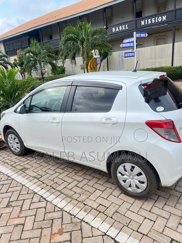 Toyota Vitz 2013 White