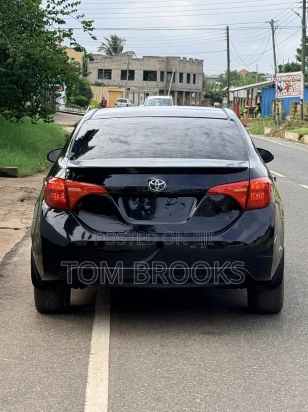 Toyota Corolla S 4dr Sedan (1.8L 4cyl CVT) 2014 Black