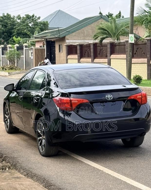 Toyota Corolla S 4dr Sedan (1.8L 4cyl CVT) 2014 Black