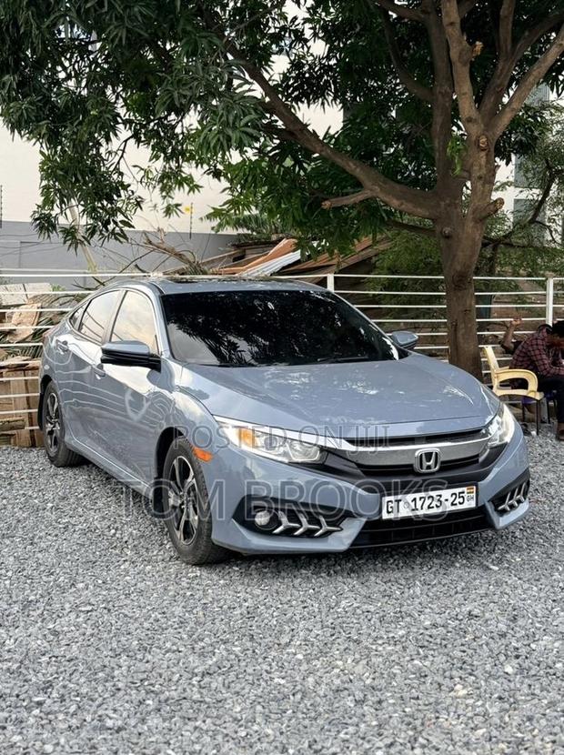 Honda Civic EX 4dr Sedan (2.0L 4cyl) 2017 Gray