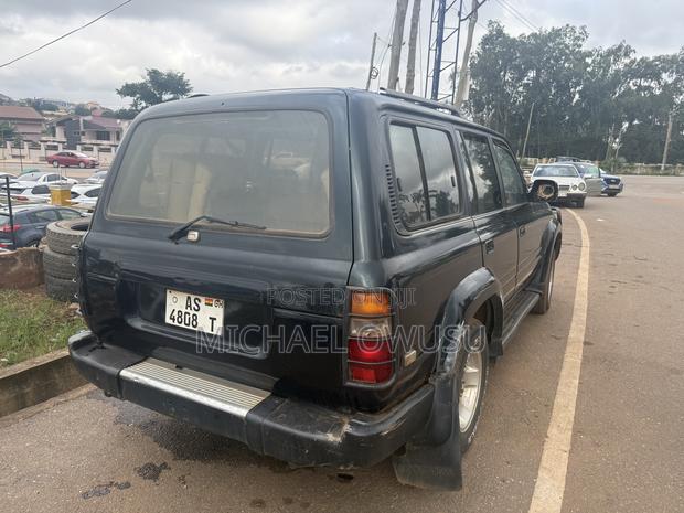 Toyota Land Cruiser 2000 Blue