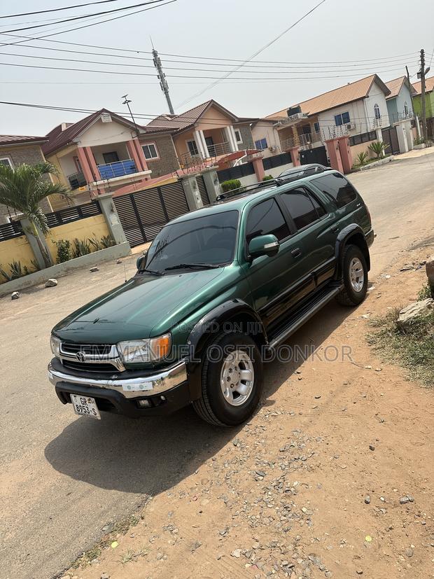 Toyota 4-Runner 1999 Green