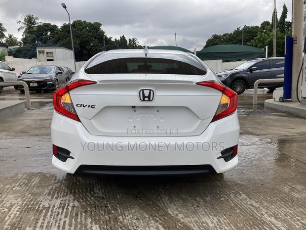 Honda Civic EX-L Sedan 2018 White