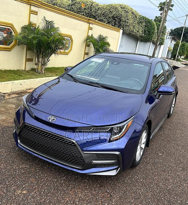 Toyota Corolla SE 2020 Blue