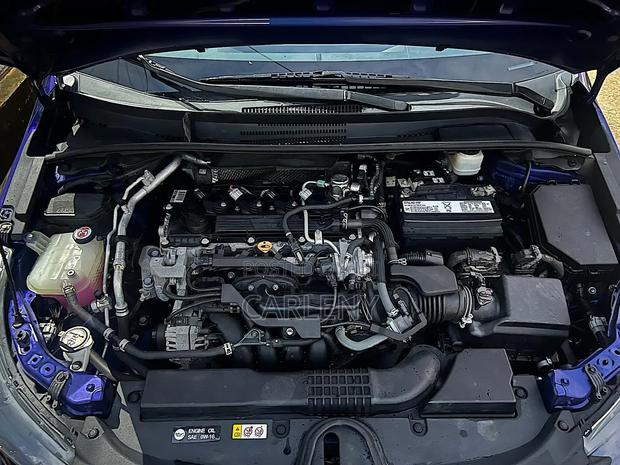 Toyota Corolla SE 2020 Blue