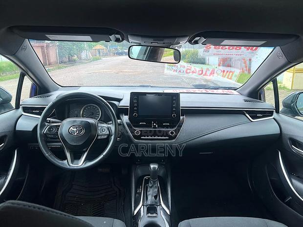 Toyota Corolla SE 2020 Blue