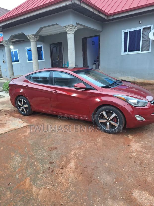 Hyundai Elantra Limited Sedan FWD (1.8L 4cyl 6A) 2013 Red