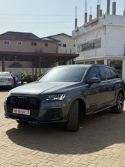 Audi Q7 2024 Gray for sale