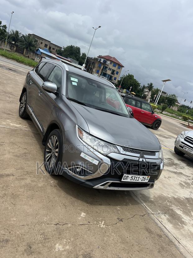 Mitsubishi Outlander SEL S-AWC 2020 Gray