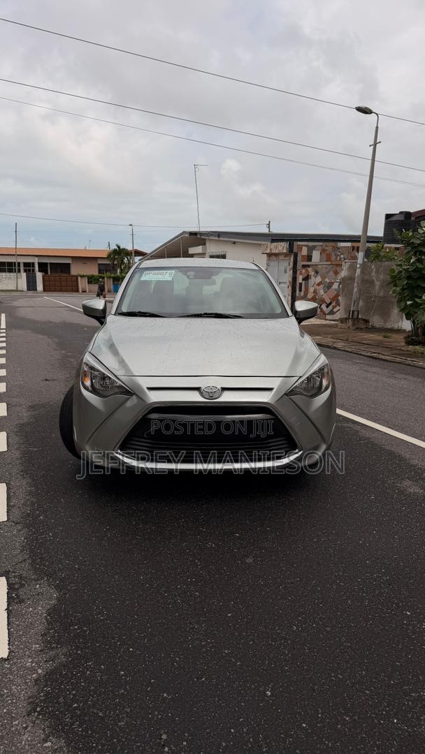 Toyota Yaris iA 1.5 FWD 2016 Silver