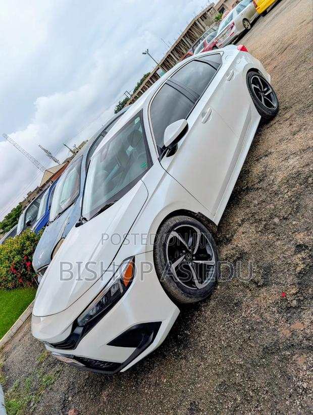 Honda Civic 2023 White