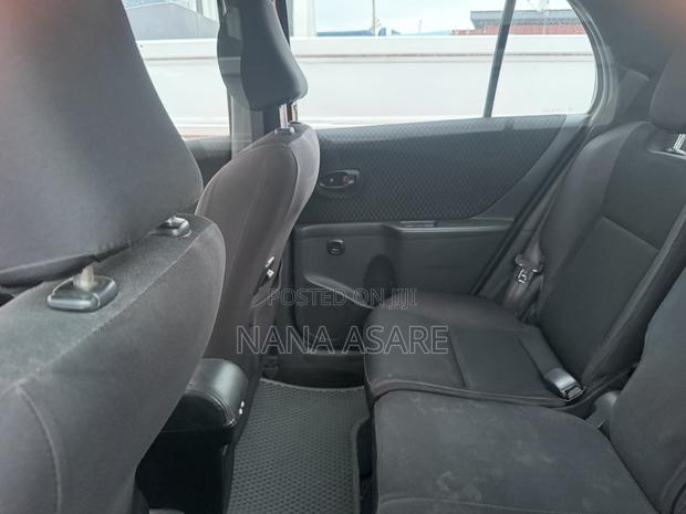 Toyota Yaris SE Hatchback 5dr 2012 Red