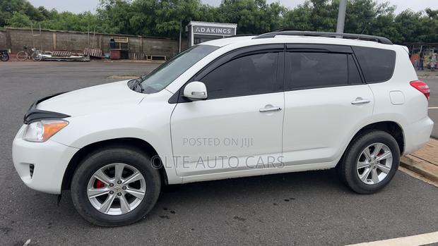 Toyota RAV4 3.5 4x4 2011 Silver