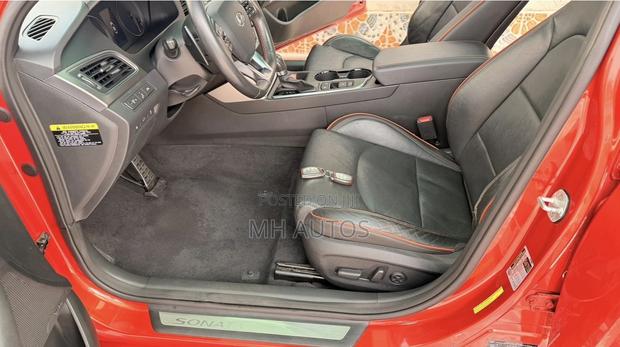 Hyundai Sonata Limited 2.0T 4dr Sedan (2.0L 4cyl Turbo 6A) 2015 Orange