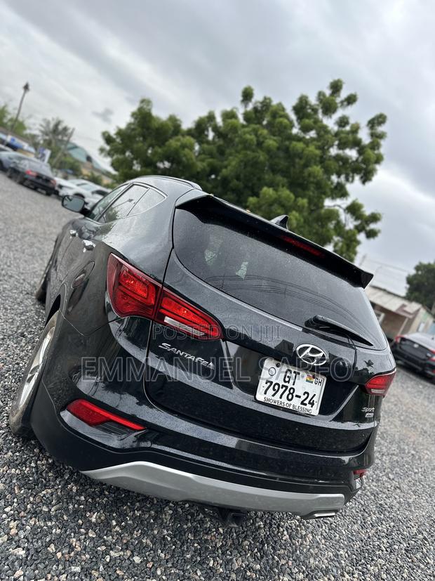 Hyundai Santa Fe SE AWD 2016 Black