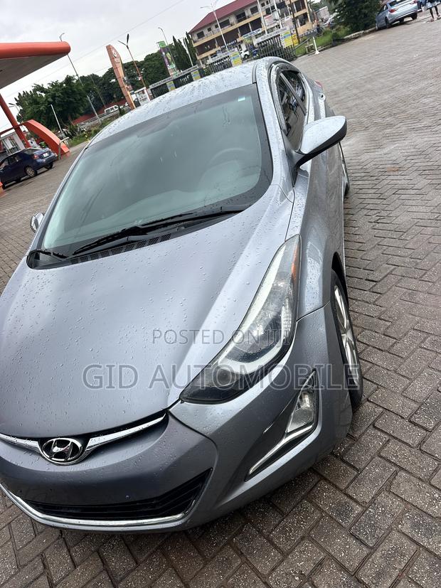 Hyundai Elantra 2016 Gray