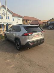 Toyota RAV4 XLE 2022 Silver for sale