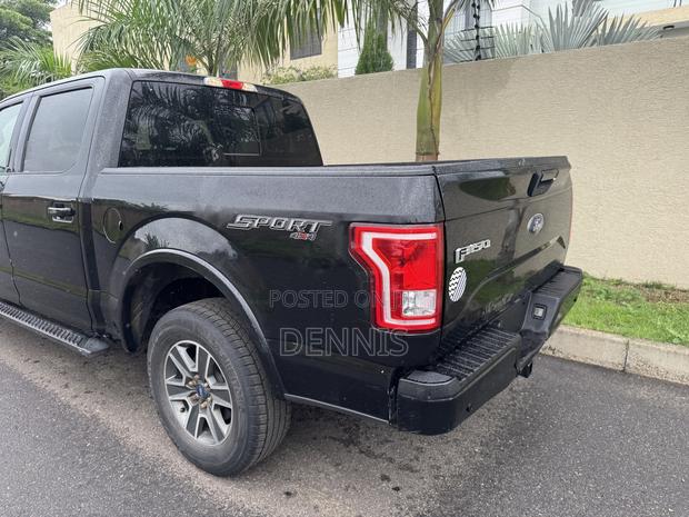 Ford F-150 XLT 4x4 Regular Cab Styleside 6.5 ft. box 122 in. WB 2016 Black