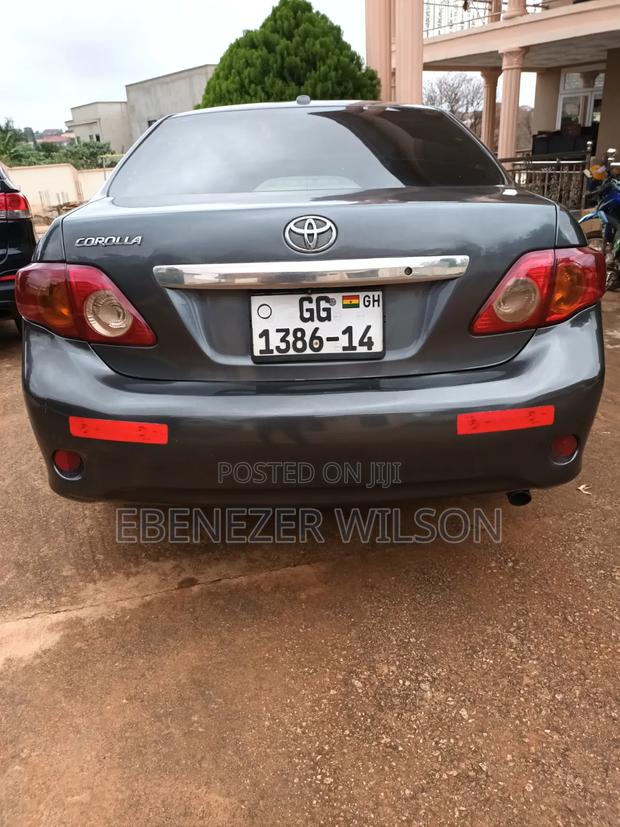 Toyota Corolla 2012 Gray