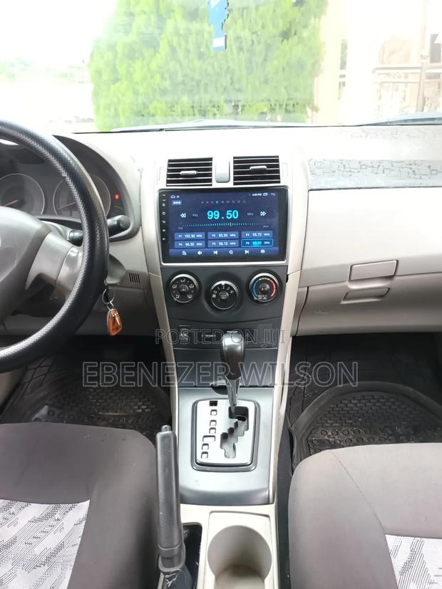 Toyota Corolla 2012 Gray