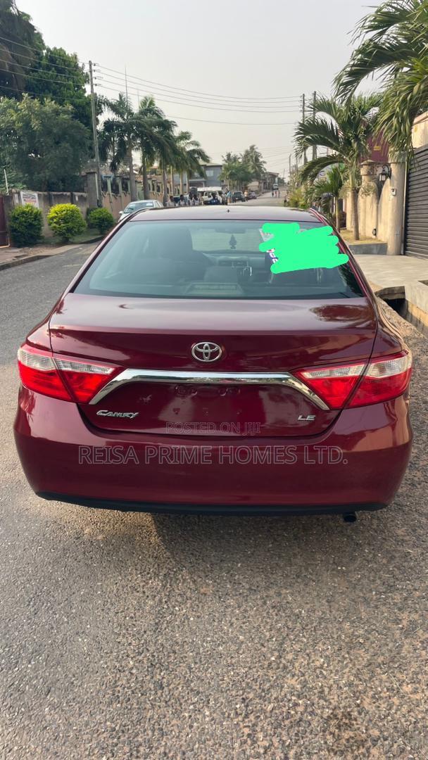 Toyota Camry LE 4dr Sedan (2.5L 4cyl 6A) 2016 Red